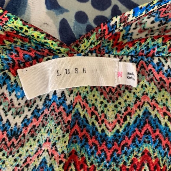 Lush Multicolor Chevron Cap Sleeve Slouchy Top M - Picture 7 of 8